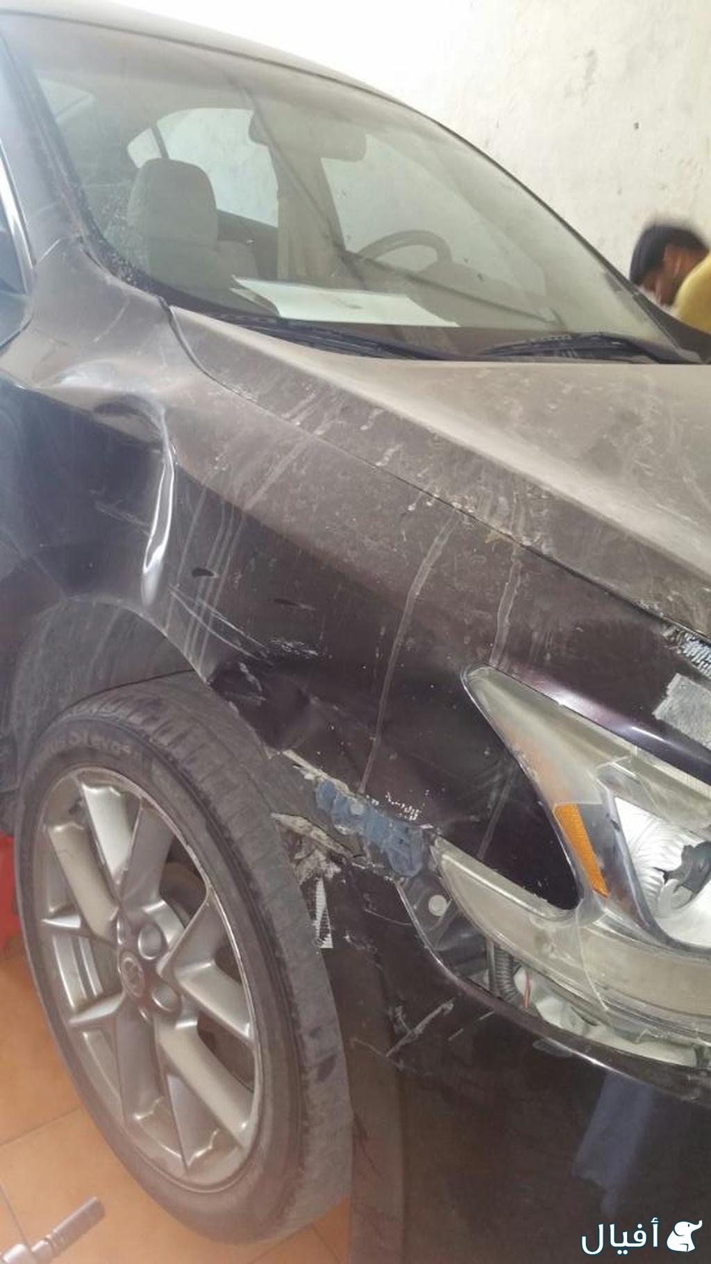 رفرف امامي يمين