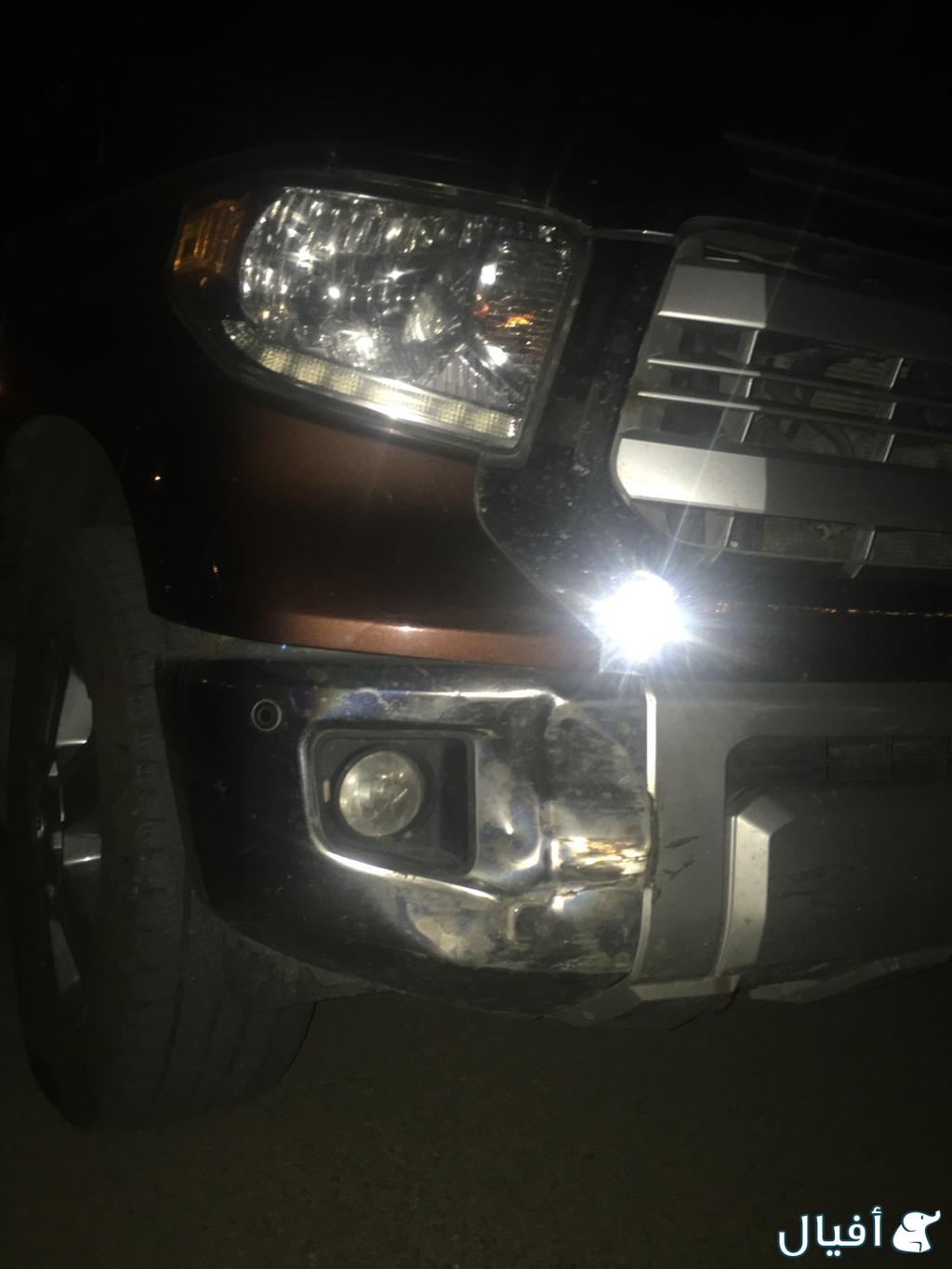 الزاوية اليمين للصدام الامامي