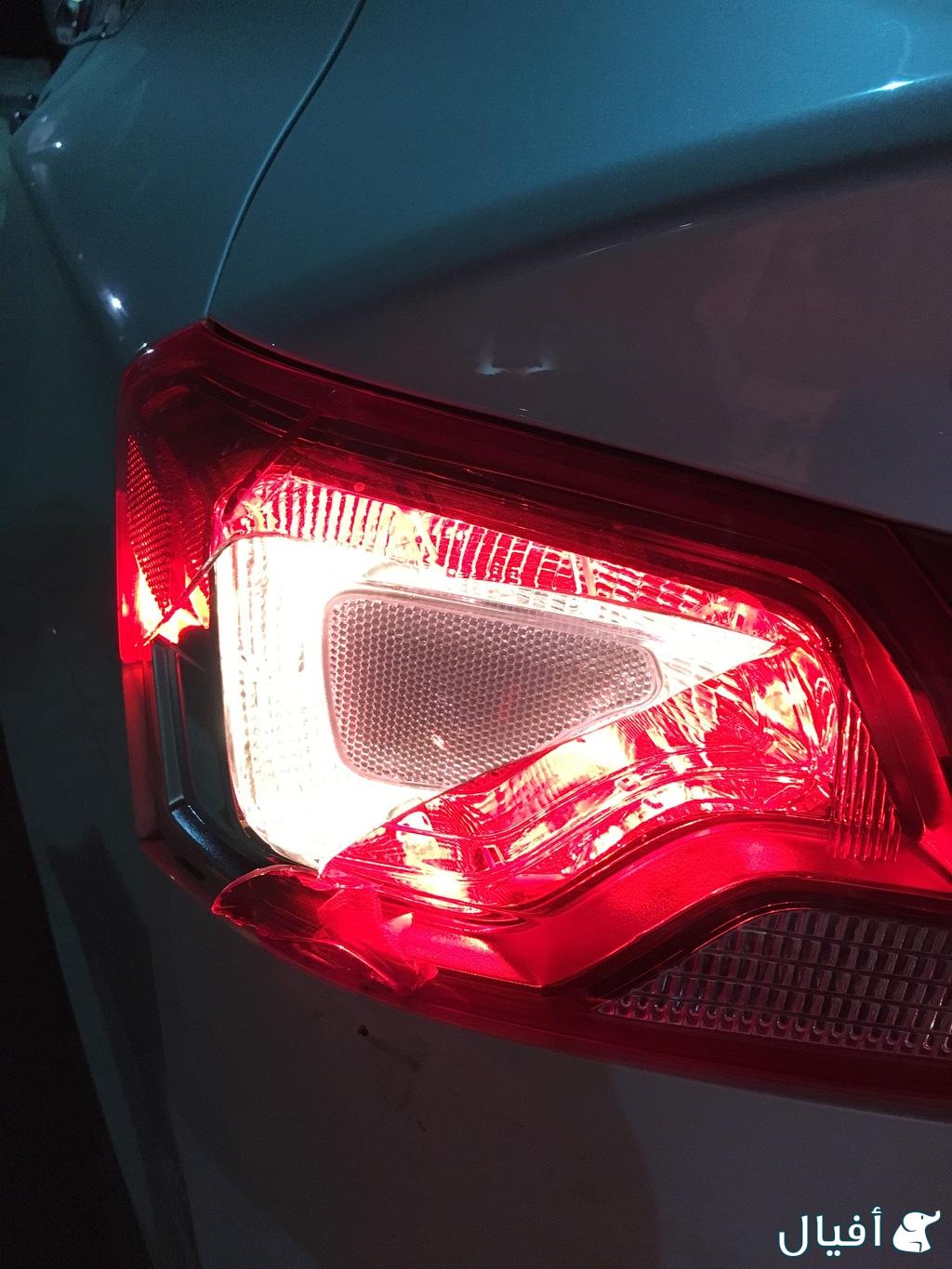 اسطب خلفي الزاويه خلف السائق