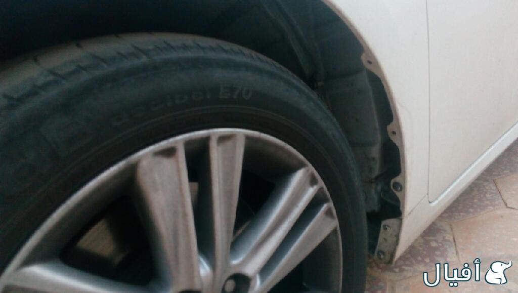 بطانة كفر أمامي يسار