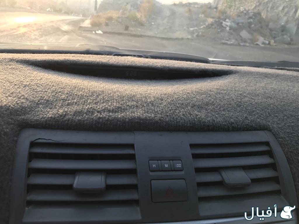 ديكور فتحات المكيف فوق المسجل