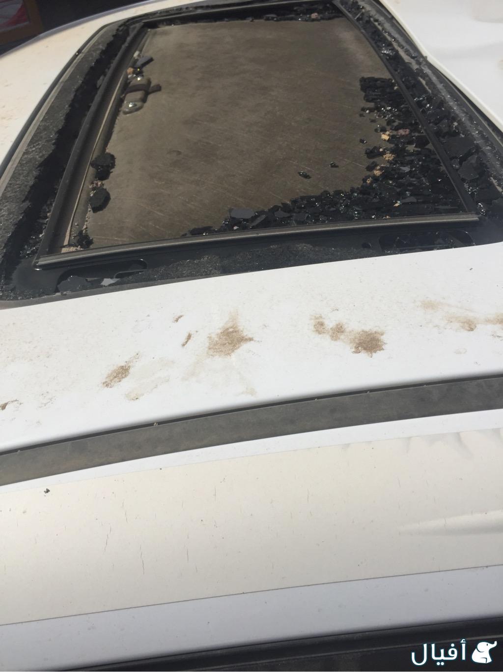 فتحة سقف تندا الزجاجه