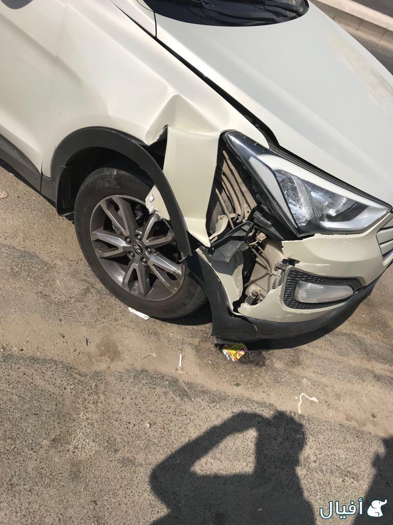 رفرف امامي يمين