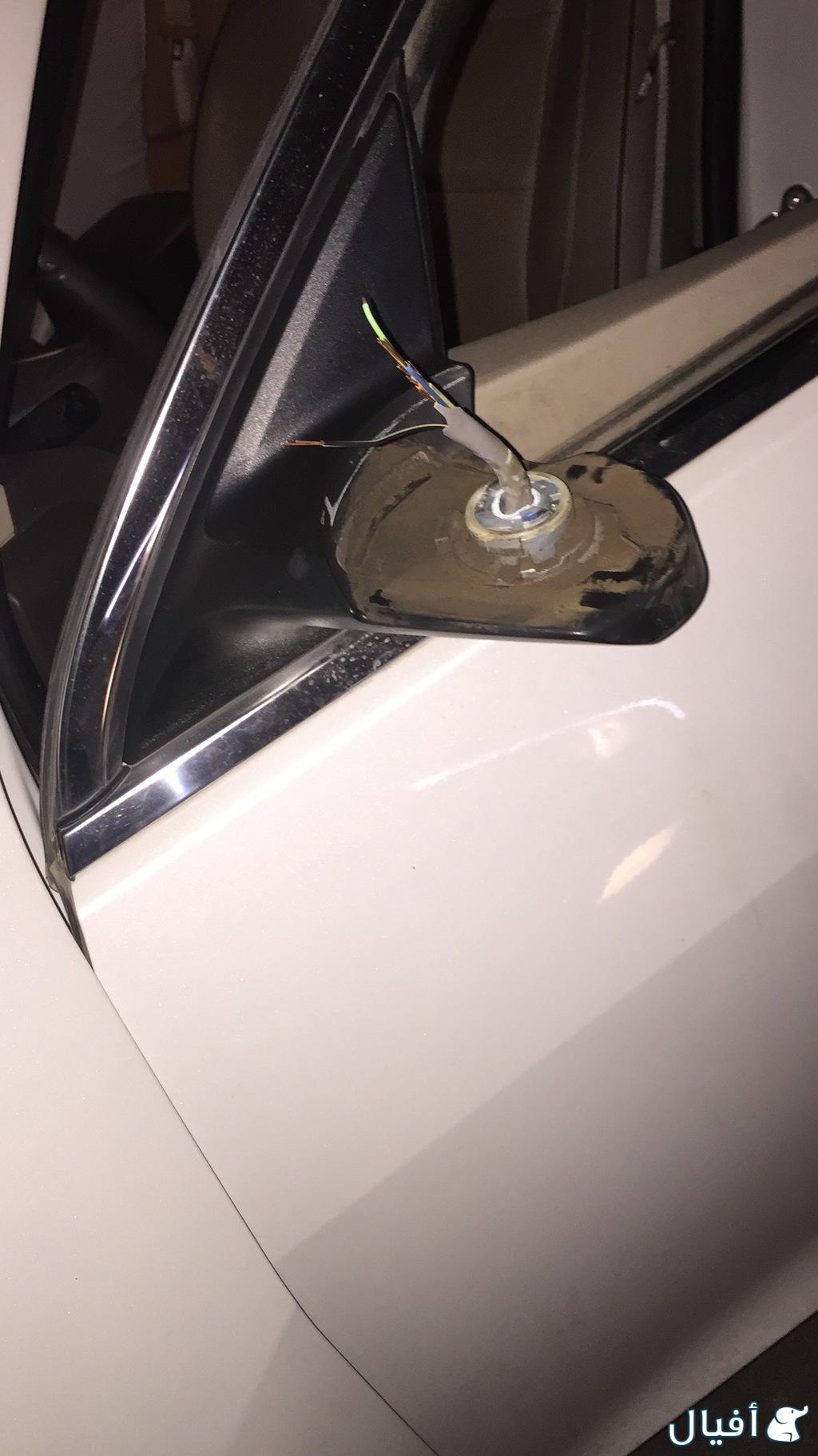 مرايا جانبيه جهة السائق