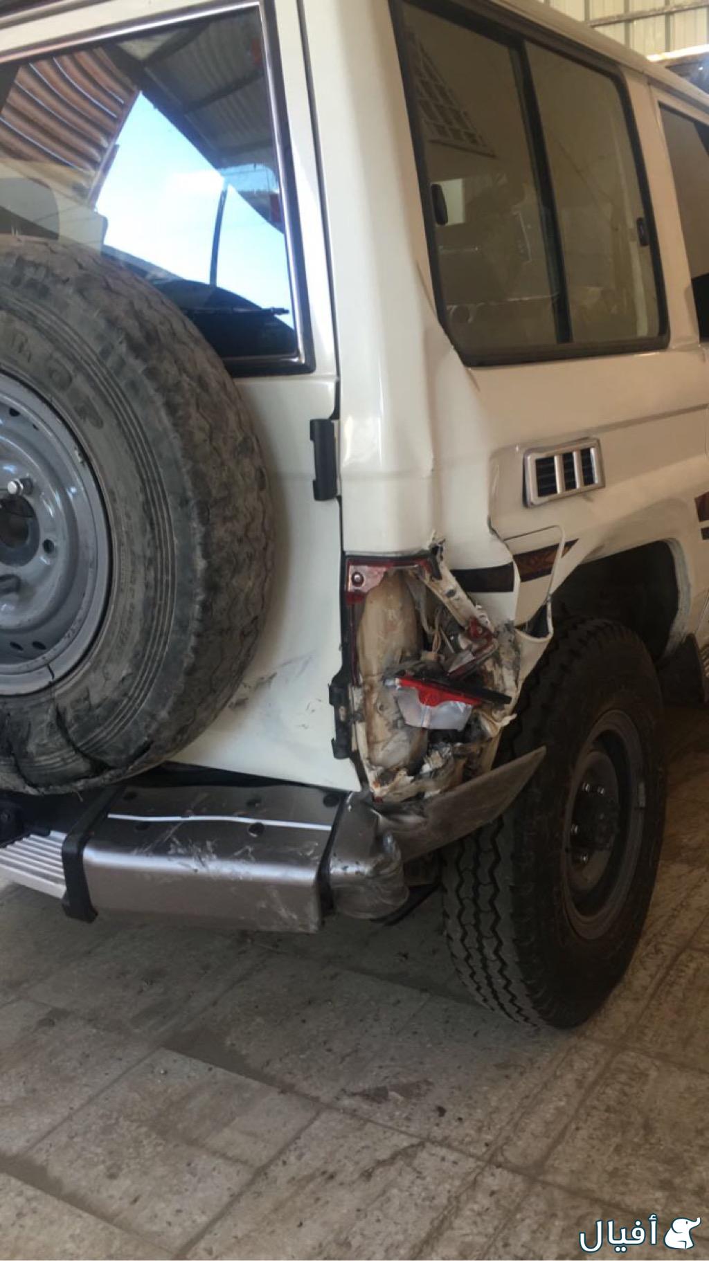 مطلوب رفرف خلفي يمين ربع واصطبات خلفيه يمين ويسار وصدام خلفي