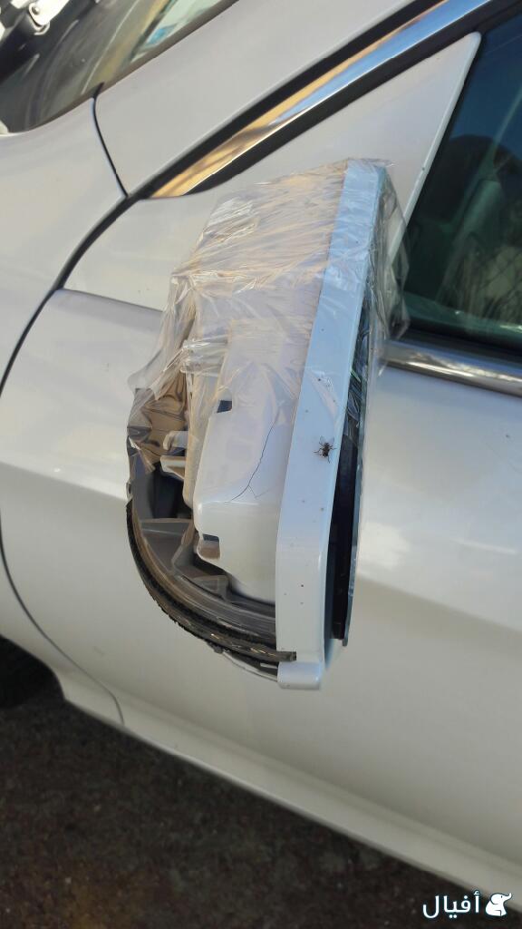 مرايا جانبيه جهة السائق