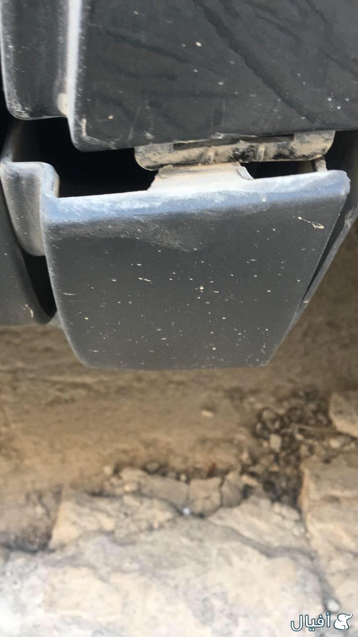 باب يسار خلفي (وباقي القطع فالصوره )