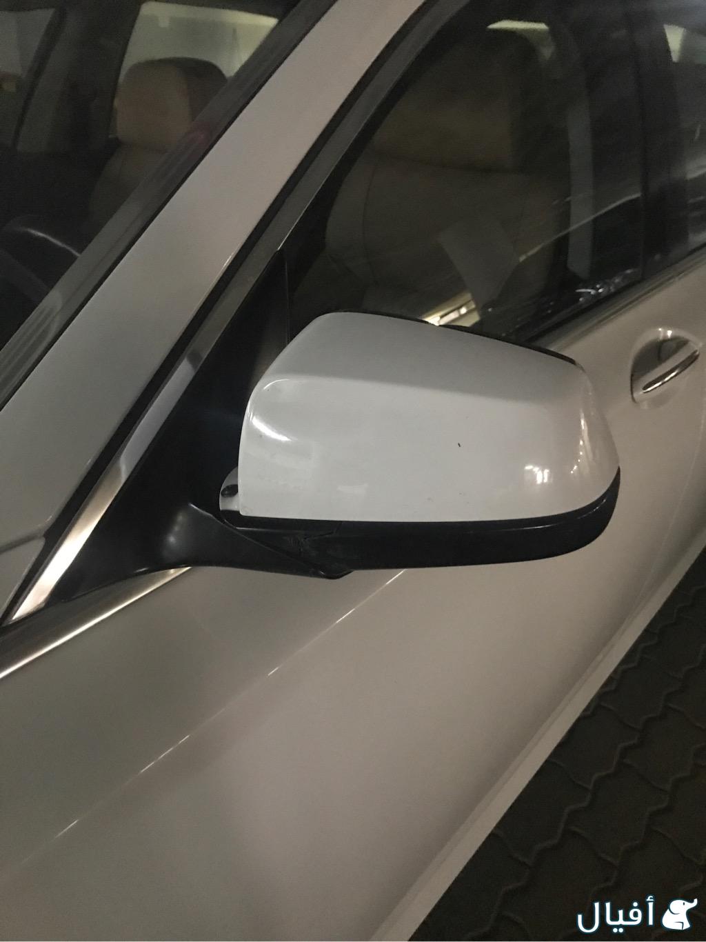مطولوب مراية سائق جانبية لسيارة بي ام دبليو 740il