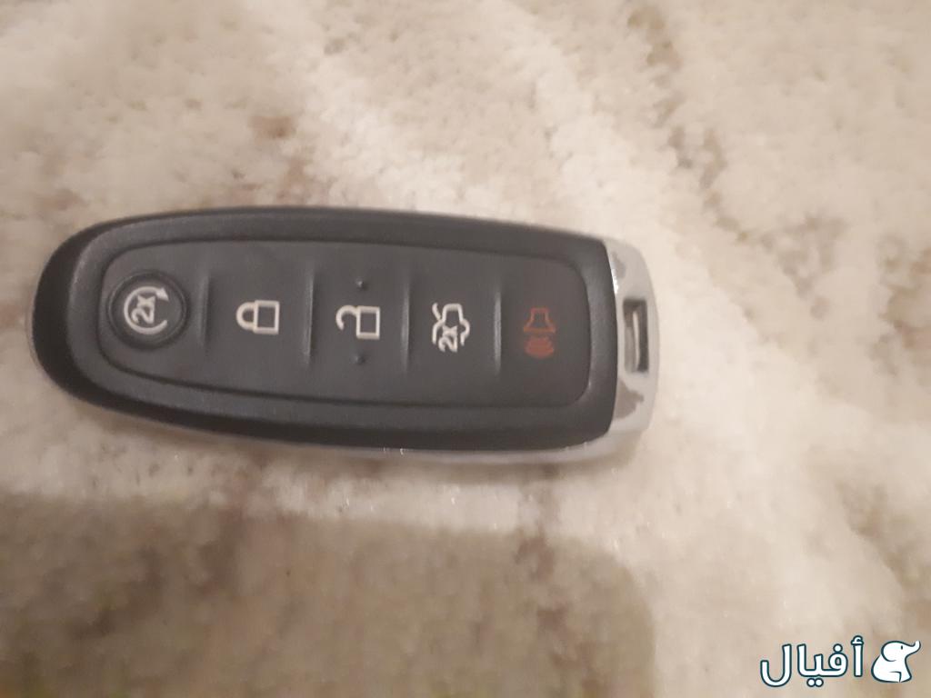 ريموت مفتاح السيارة