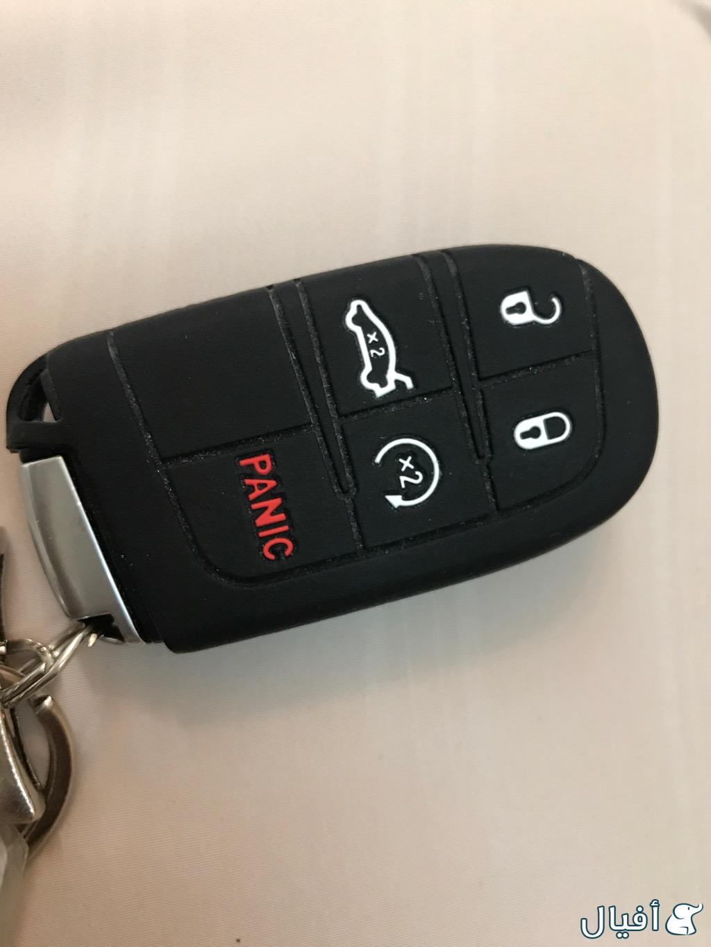 ريموت سيارة + فلتر زيت الماكينة