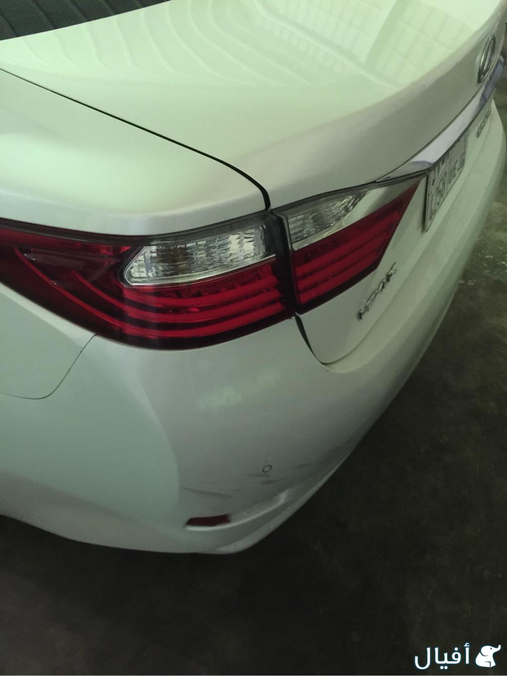 مطلوب عاكس خلفي يسار لكزس es2013