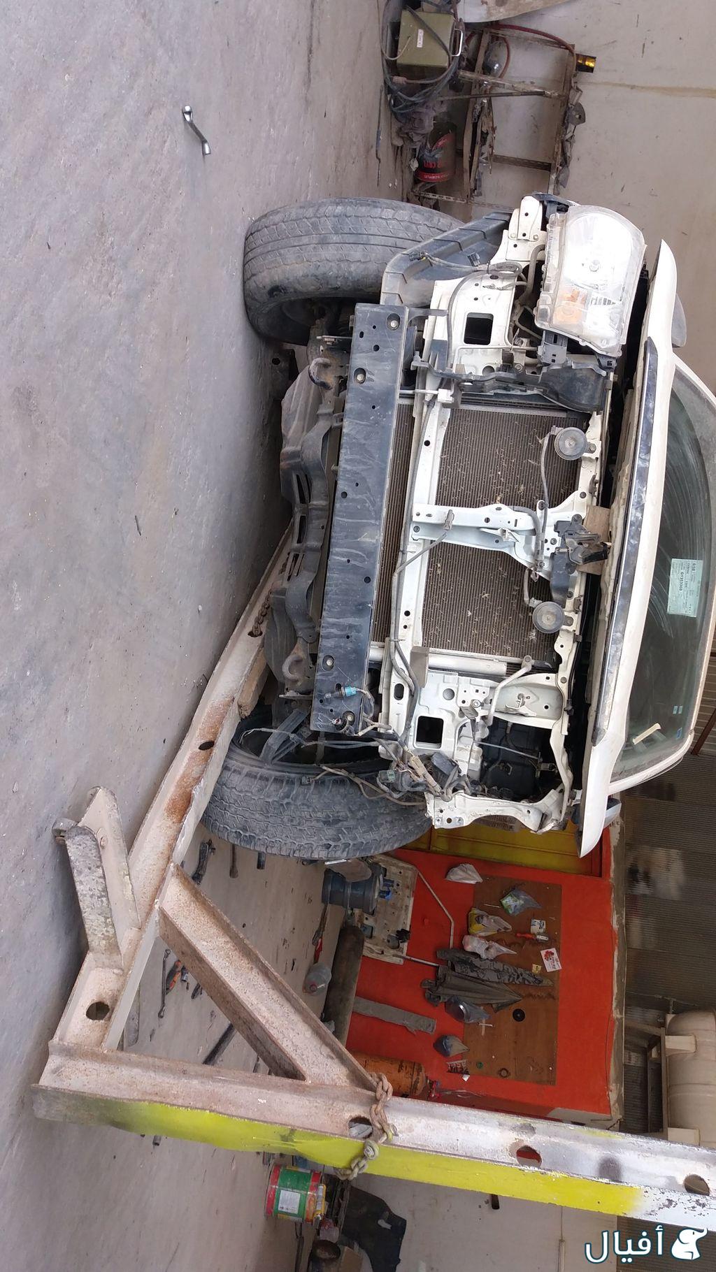 باب السائق رفرف يسار شمعة يسار صدام خارجي وداخلي بطانه رفرف يسار