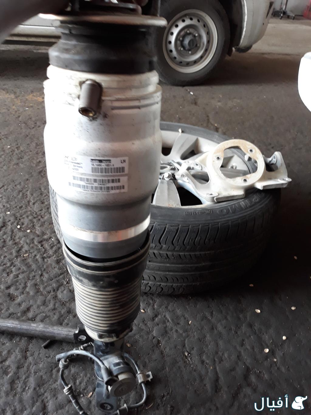 مساعد هيدروليكمسا أمامي يسار