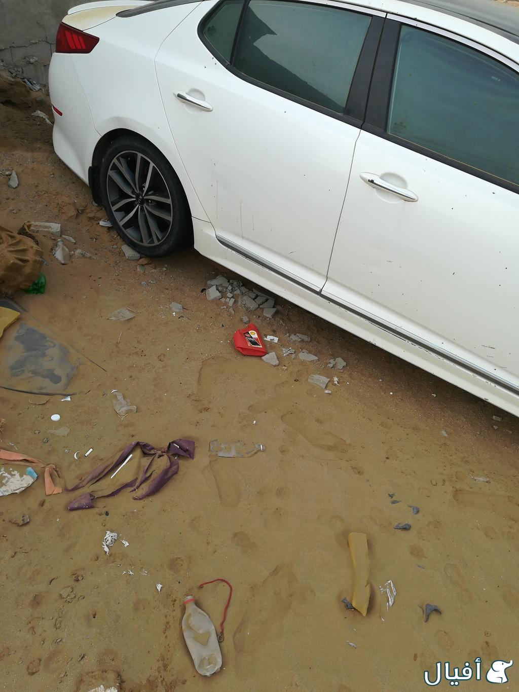 صدام امام وخلفي