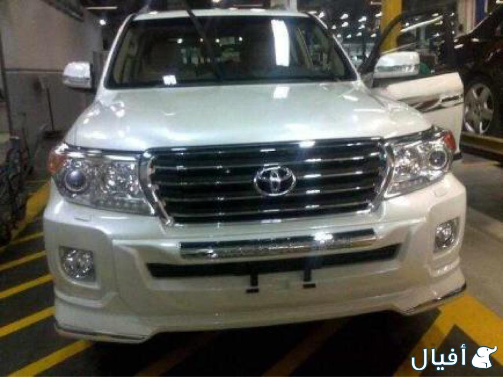 للبيع قطع غيار و بودي لاندكروزر 2012-2015