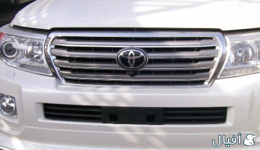 للبيع قطع غيار و بودي لاندكروزر 2012-2015