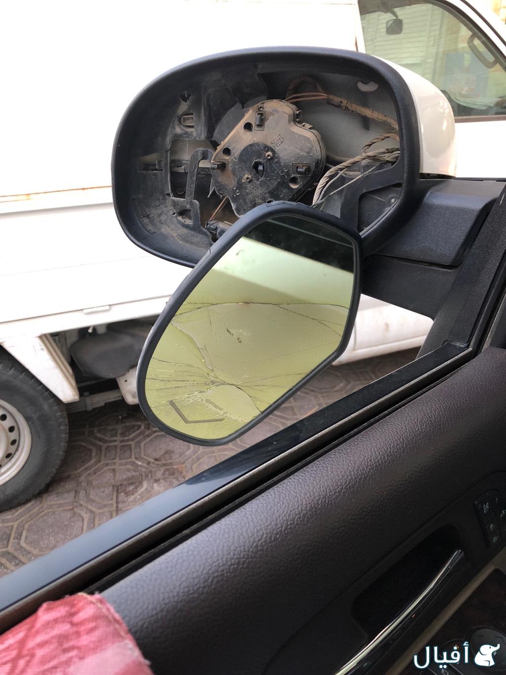 مرايا جانبيه جهة السائق