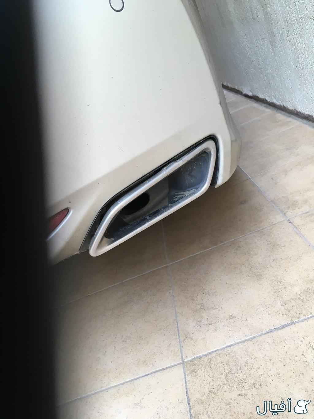 نيكل الشكمان الخلفي يمين