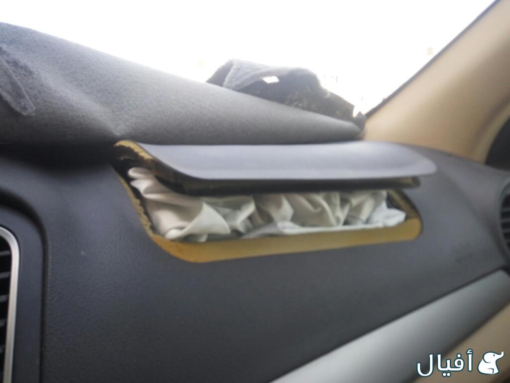 ايرباق الراكب الأمامي يمين