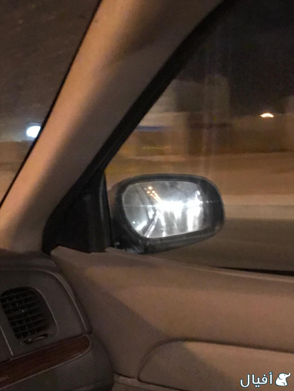 مرايا جانبيه جهة الراكب الايمن